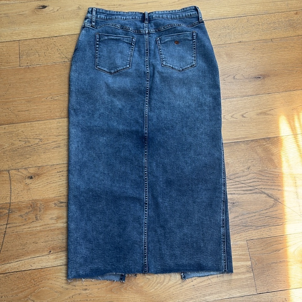 Wash Lab Jean Raw Hem Maxi Split Skirt. Size 31 - Picture 6 of 8